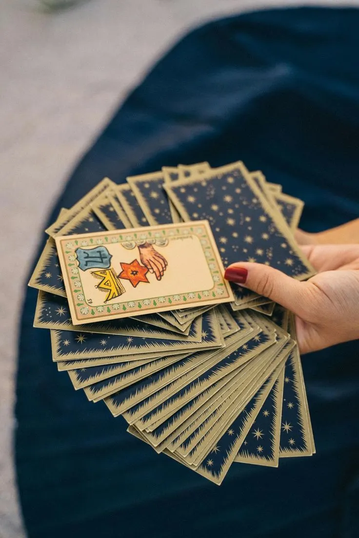 Hình ảnh Chọn Bộ Bài Tarot